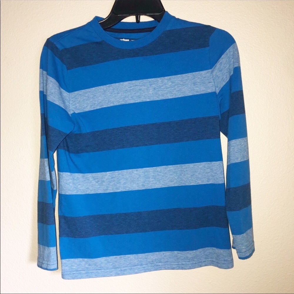 Boys Long Sleeve T-shirt.
